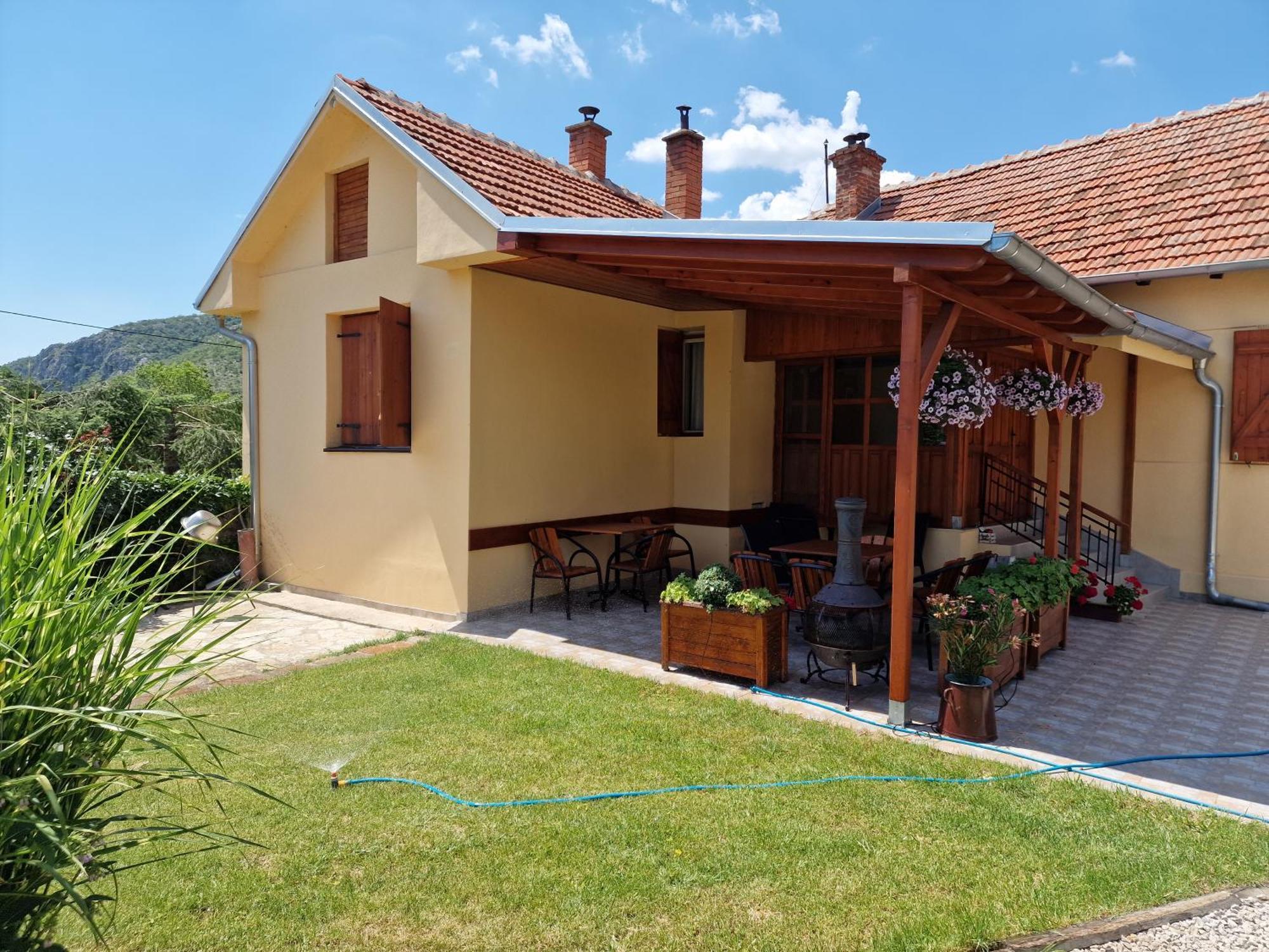Konak -Guest House -Ramonda Serbika Nis Luaran gambar